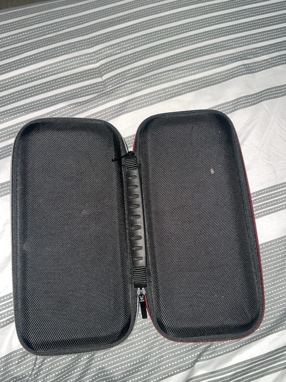 Nintendo switch case - Picture 3 of 3